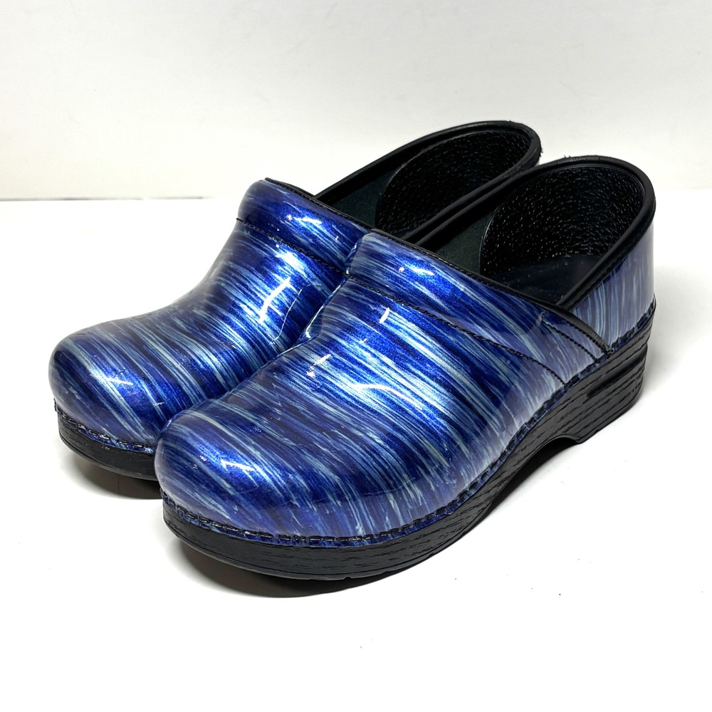 Dansko Professional Clogs Women 38 Blue Brushstroke Patent Leather Comfort Nurse